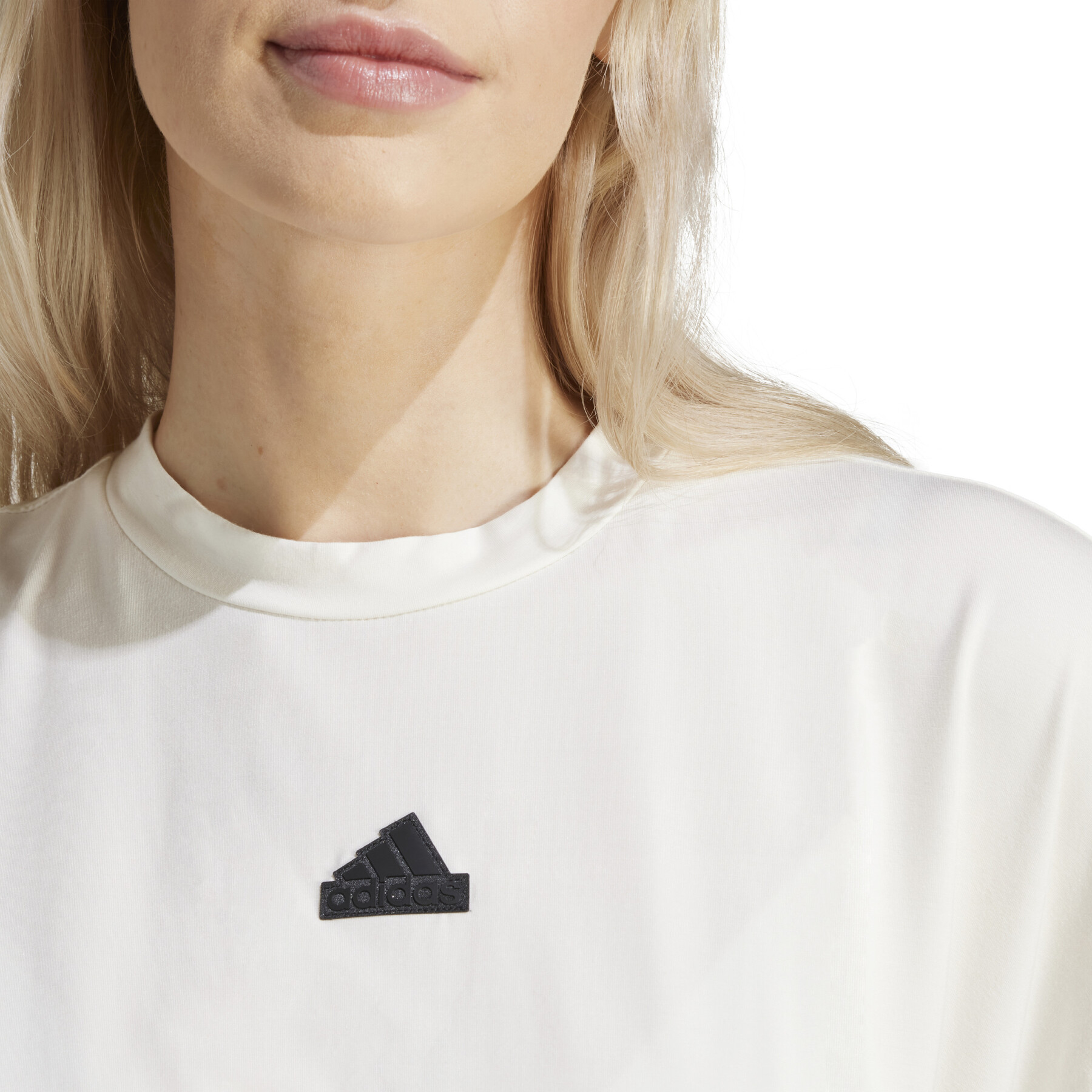 T-shirt feminina com cordão elástico adidas City Escape