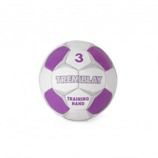 Tremblay a treinar a bola de mão