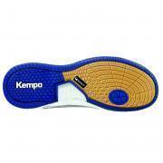 Ataque de sapatos um adversário Kempa